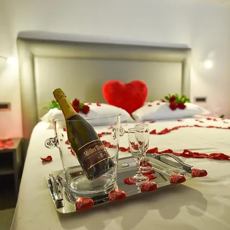 Ruins Luxury Couette-café 4*