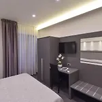 Ruins Luxury 4* بومبيي